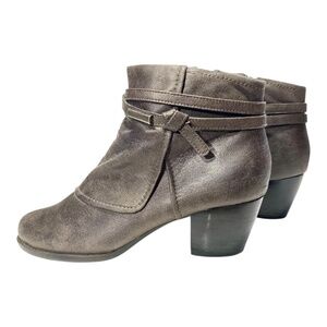 Baretraps Rhapsody Ankle Booties Women’s Size 9.5 Gray Vegan Suede Zip Boots